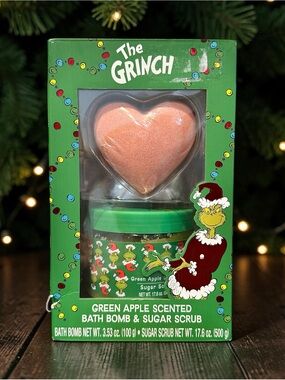 The Grinch Green Apple Bath Bomb & Sugar Scrub Set